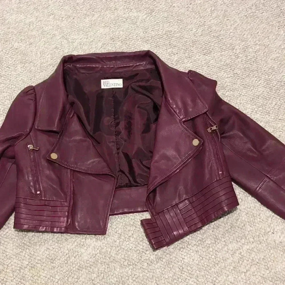 Red Valentino cropped leather jacket - Picture 12 of 17